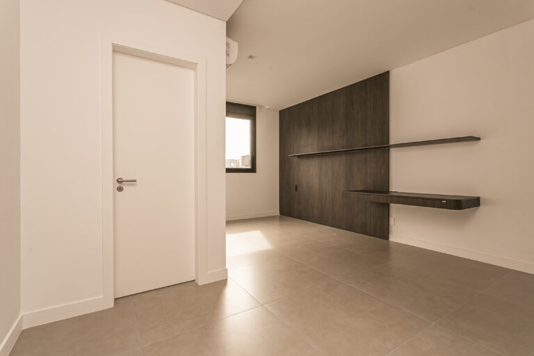 Apartamento de 3 suítes em Jurerê Internacional