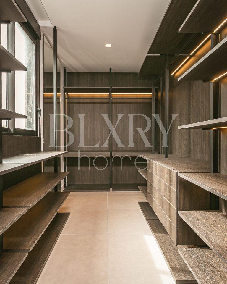 Apartamento de 3 suítes em Jurerê Internacional