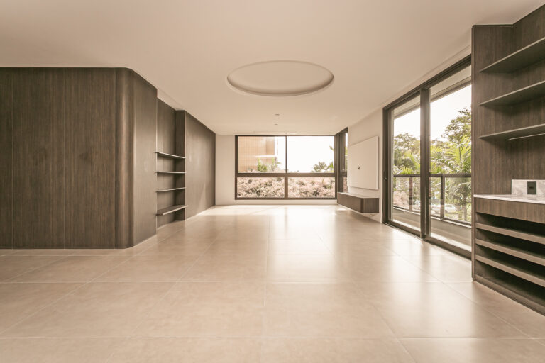 Apartamento de 3 suítes em Jurerê Internacional