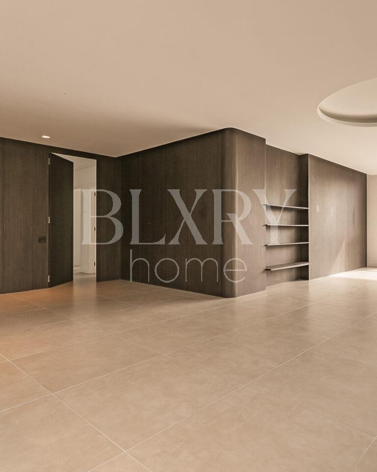 Apartamento de 3 suítes em Jurerê Internacional