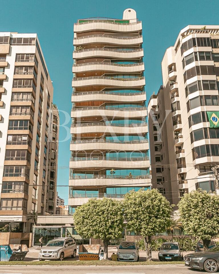 Apartamento na Beira Mar Norte