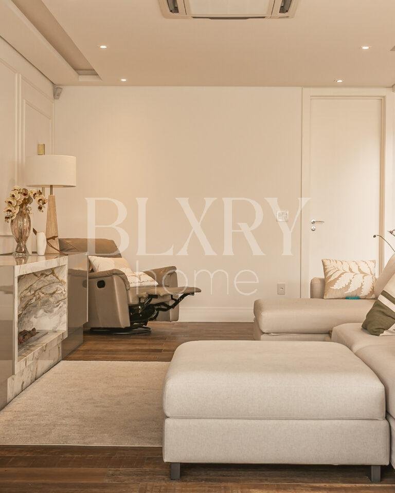 Casa com 5 suítes em Jurerê Internacional