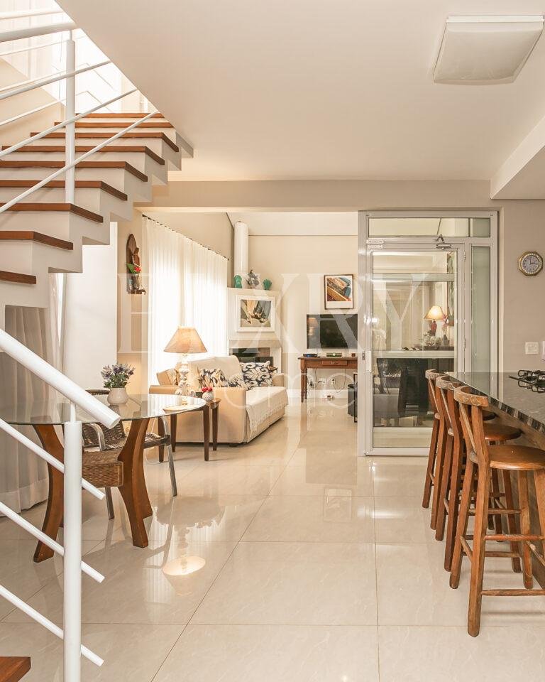 Casa no condomínio Quinta dos Açores no Rio Tavares