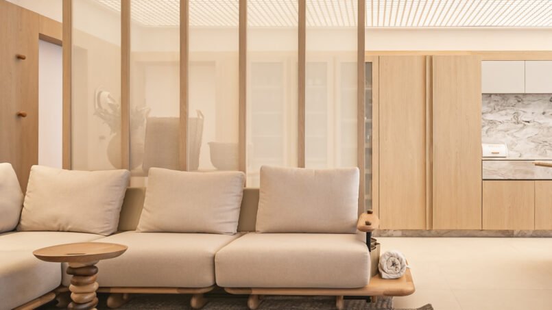 Apartamento a 100 metros do mar em Jurerê Internacional