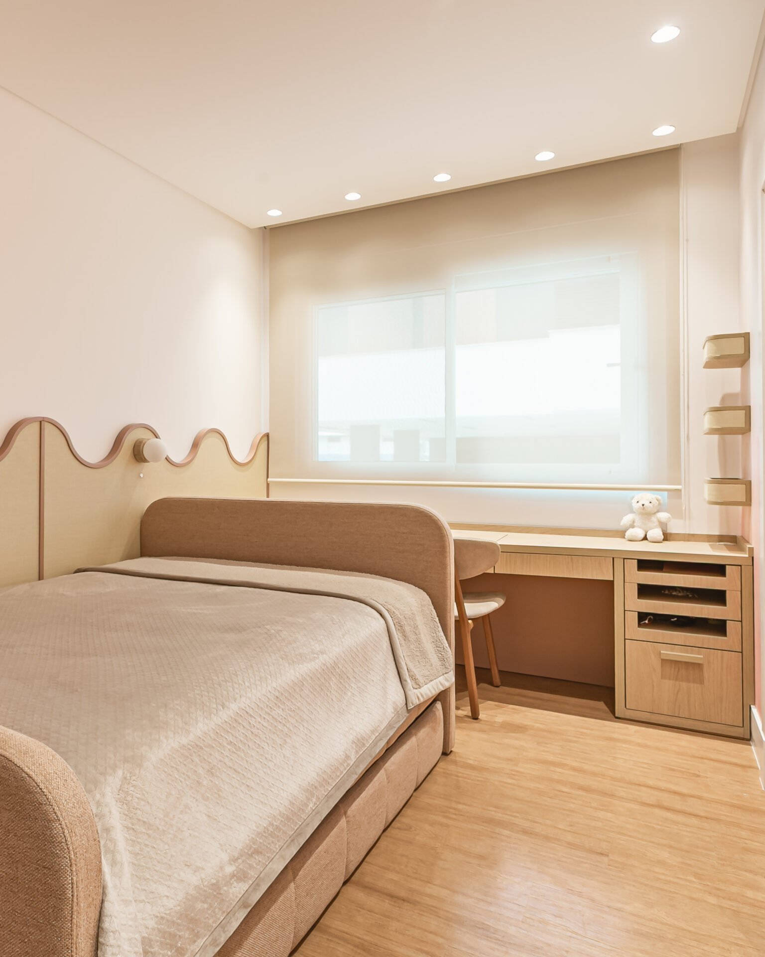 Apartamento a 100 metros do mar em Jurerê Internacional