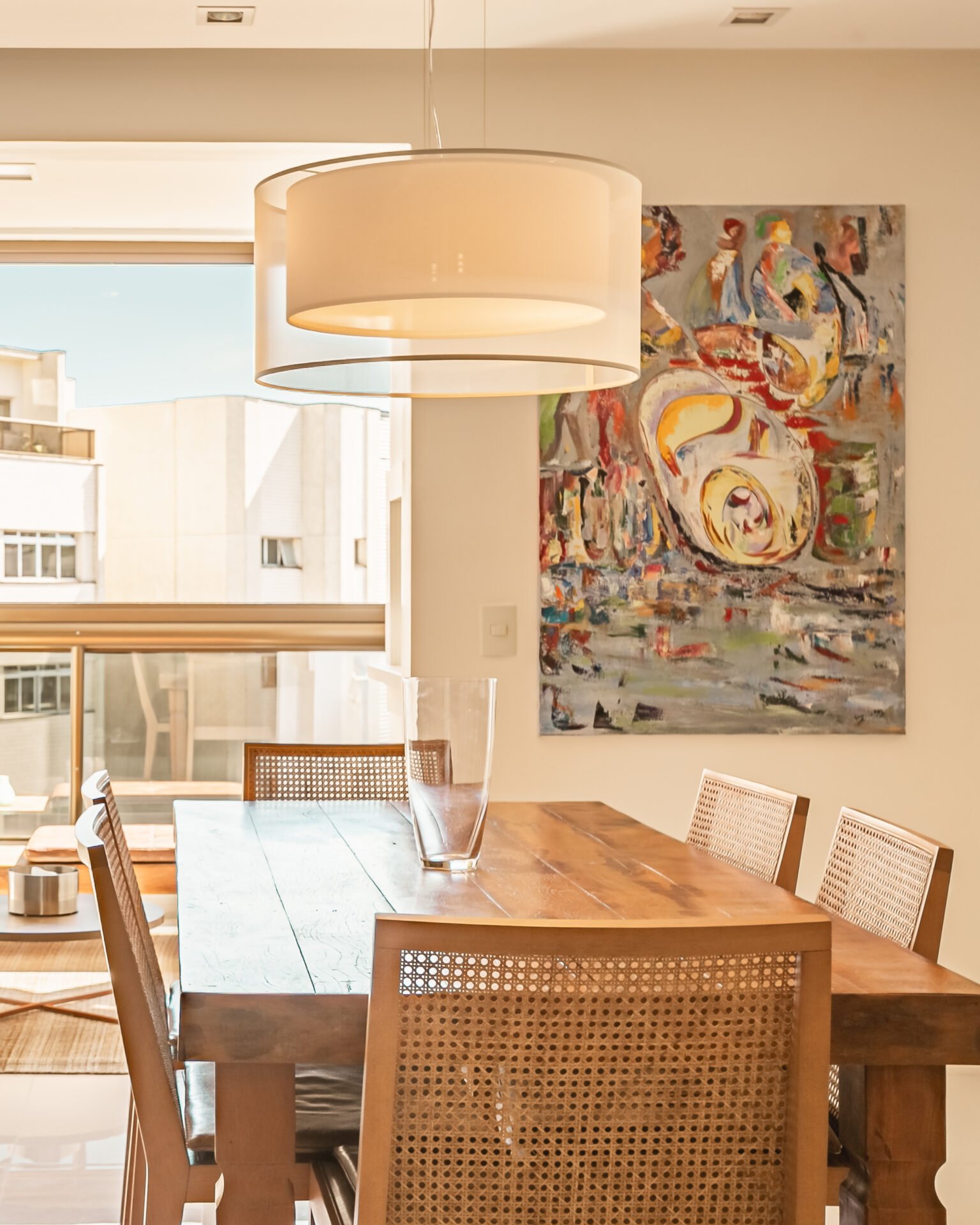 Apartamento de 3 suítes no Centro