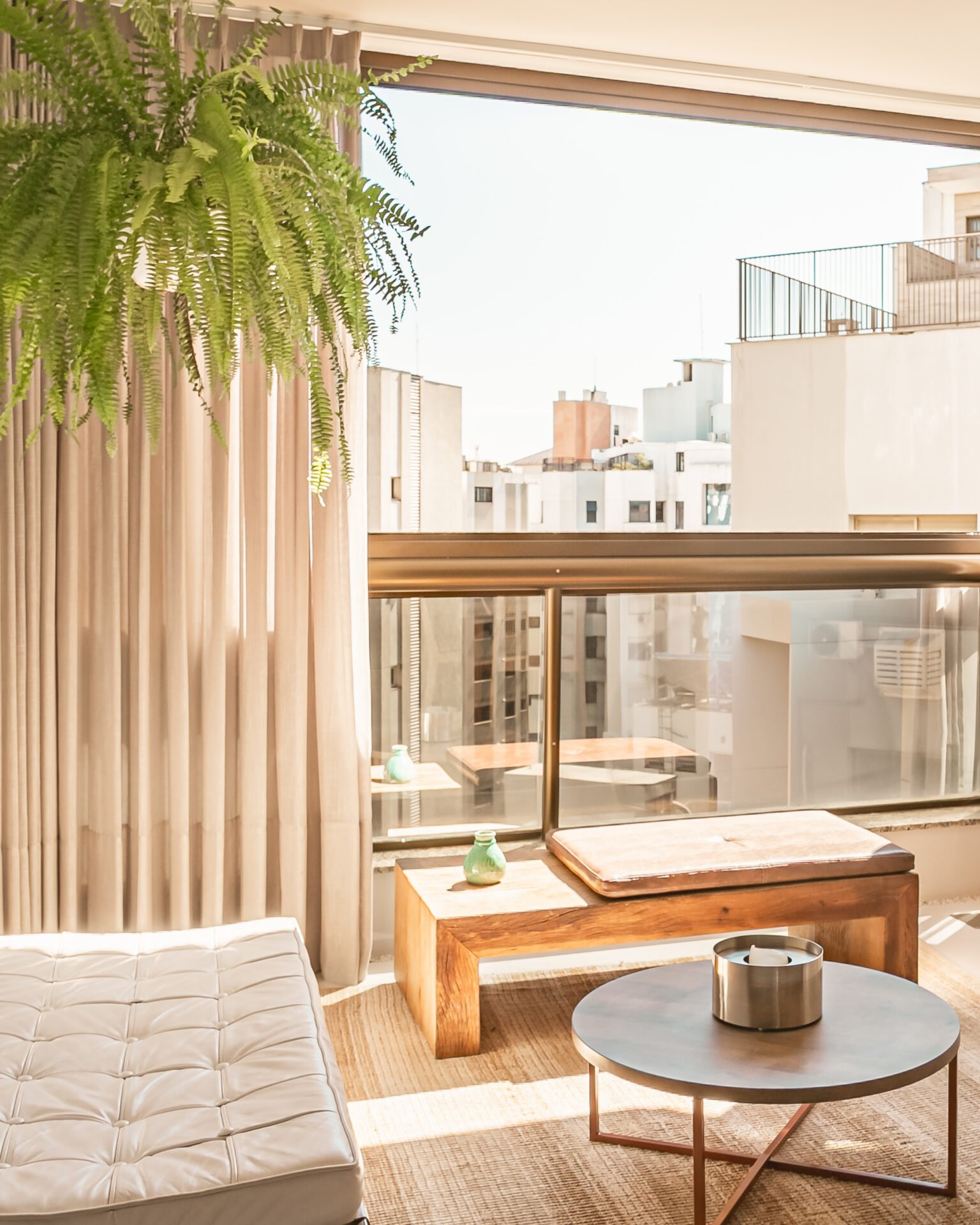 Apartamento de 3 suítes no Centro
