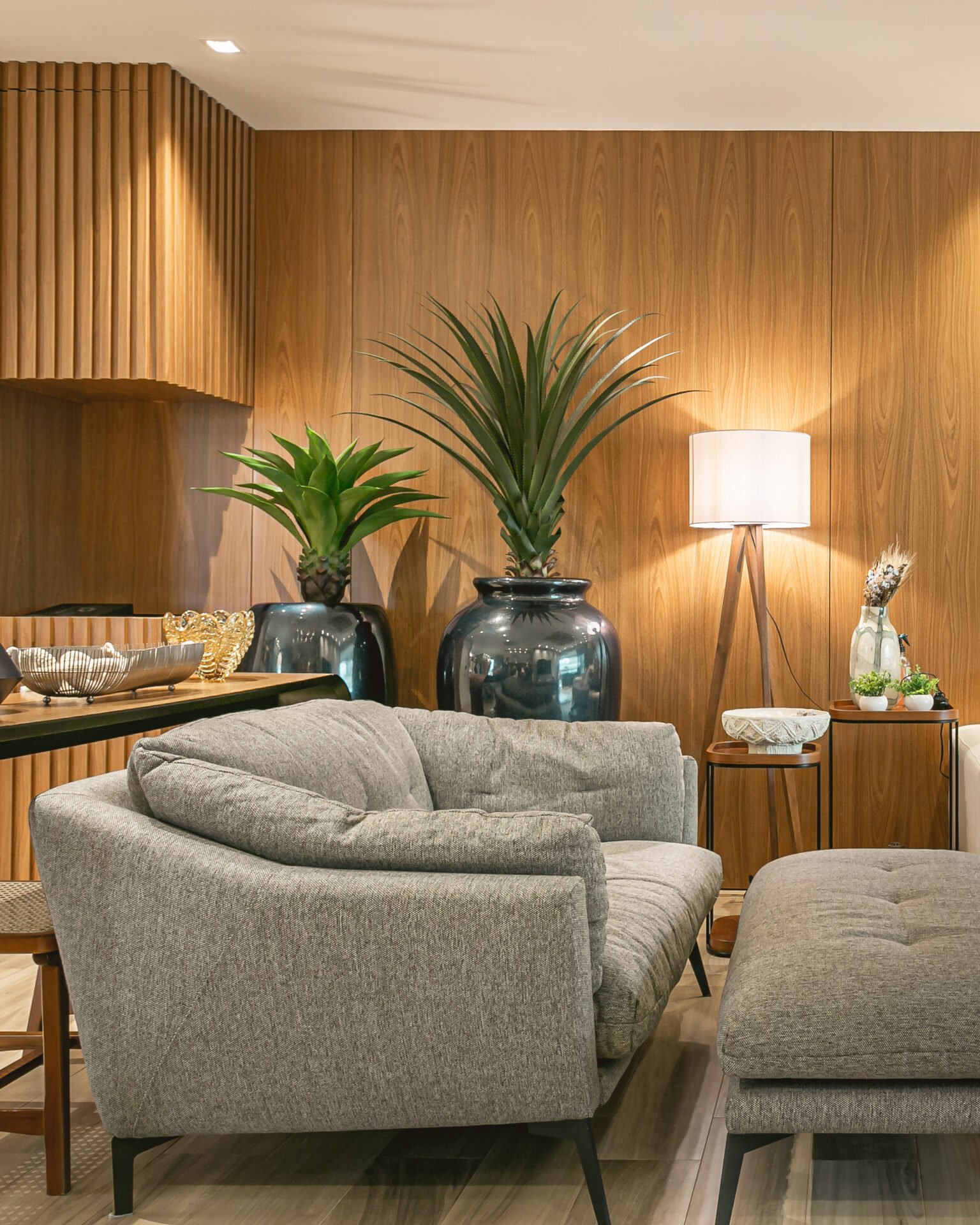 Apartamento de 4 dormitórios no Campeche