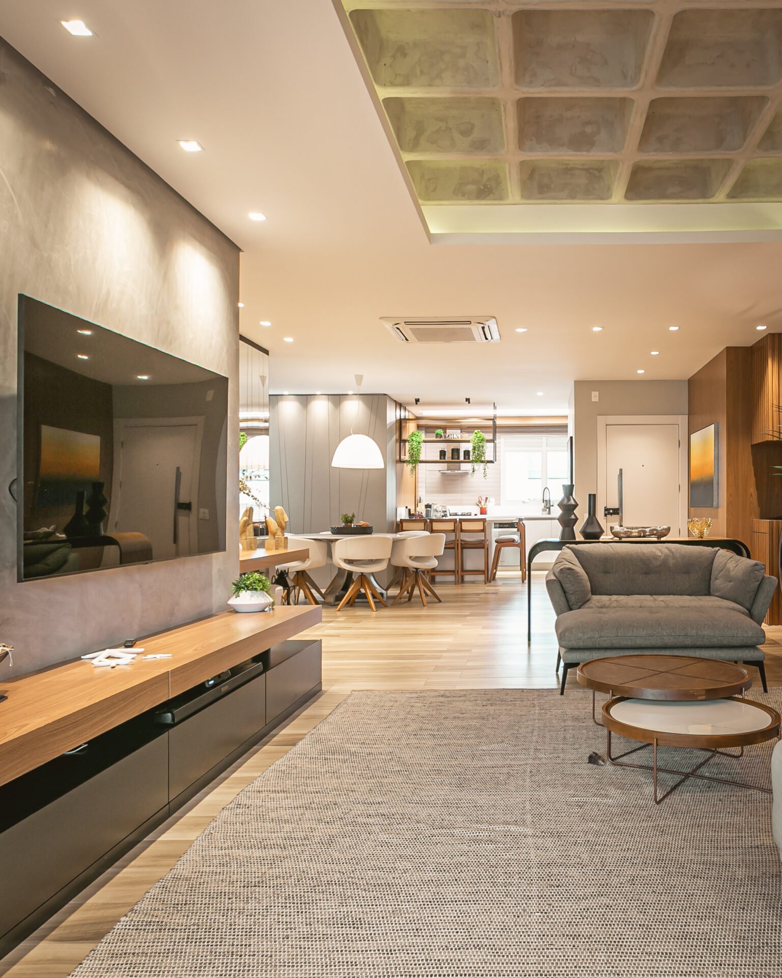 Apartamento de 4 dormitórios no Campeche