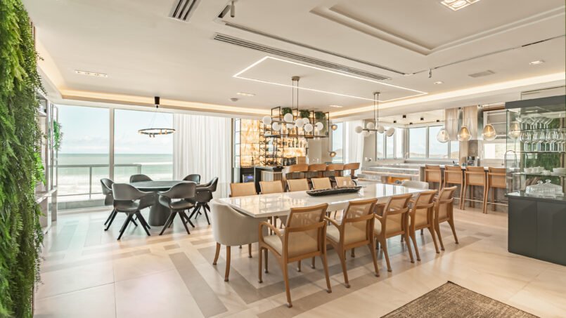 Cobertura duplex frente mar no Santinho