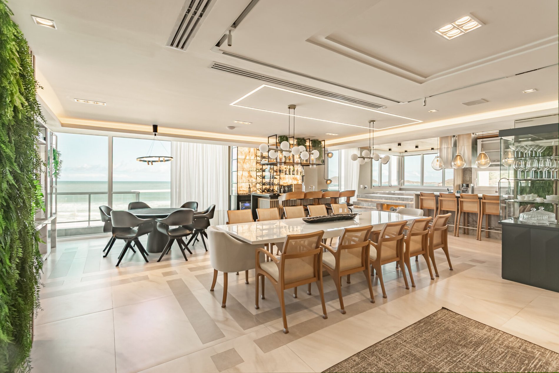 Cobertura duplex frente mar no Santinho