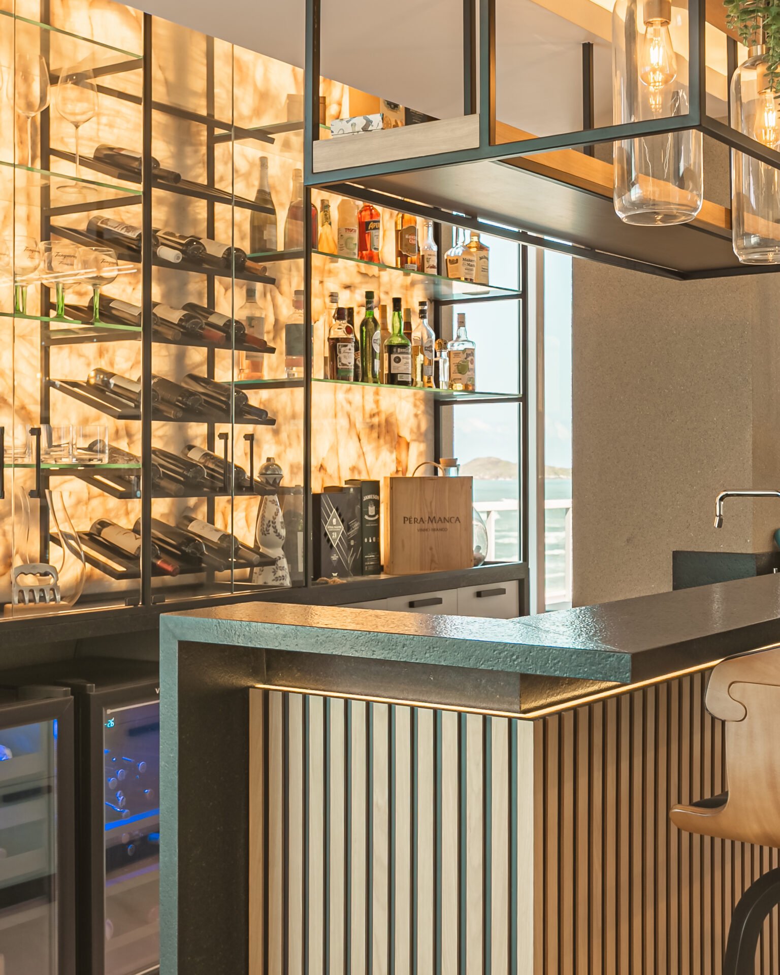 Cobertura duplex frente mar no Santinho