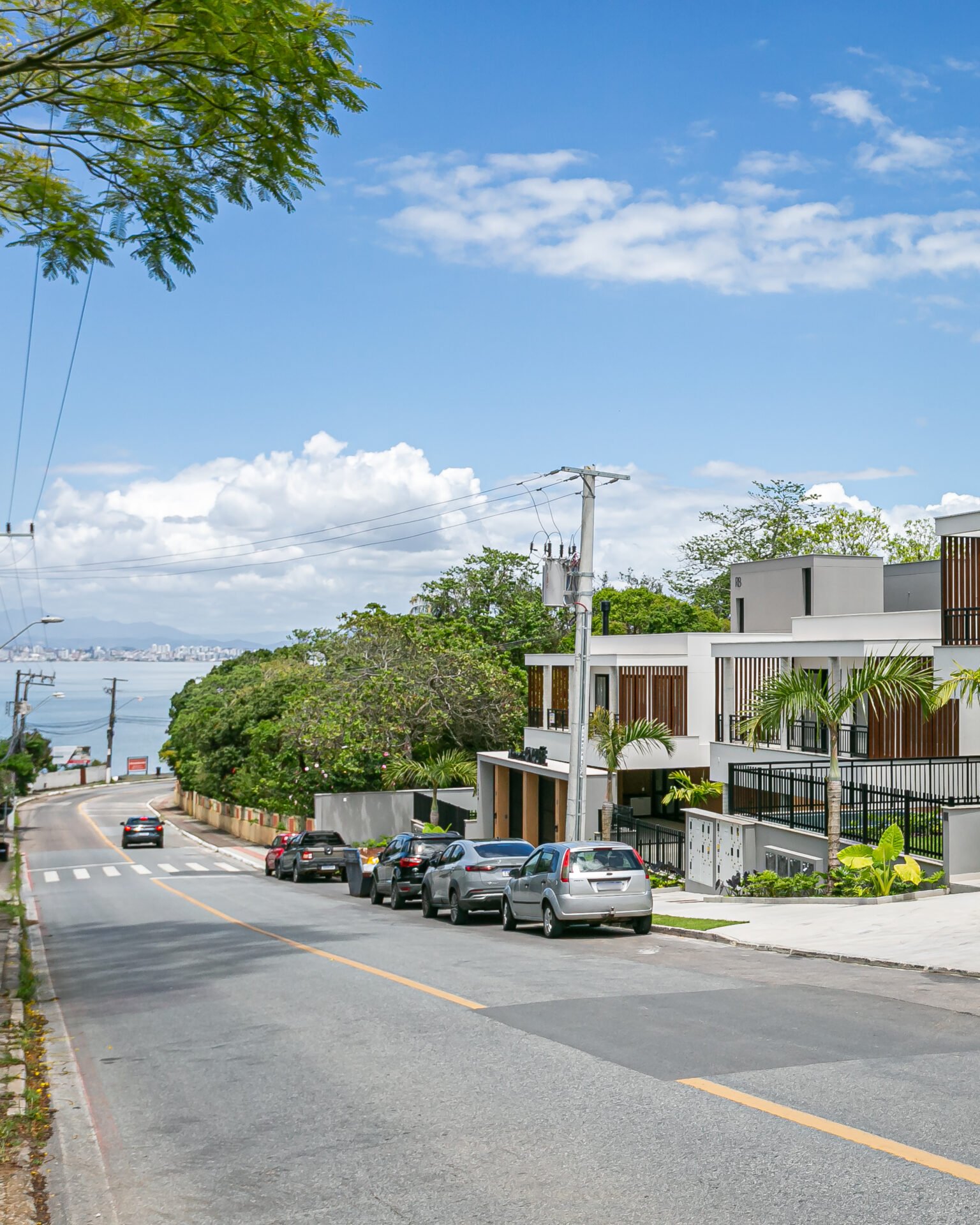 Casa em condomínio fechado no Cacupé