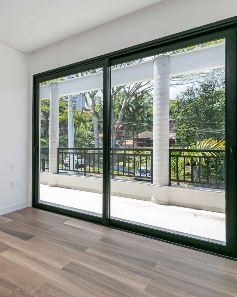Casa em condomínio fechado no Cacupé