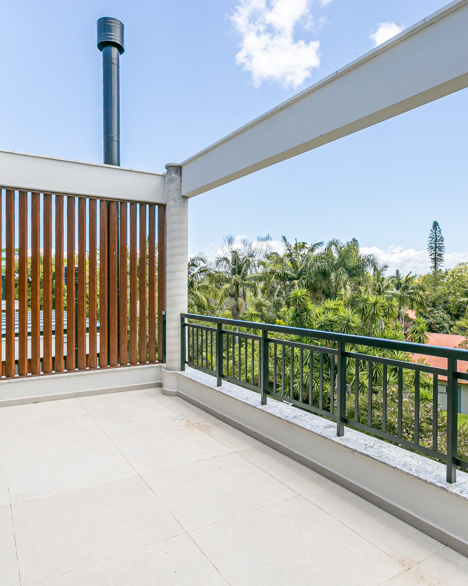 Casa em condomínio fechado no Cacupé