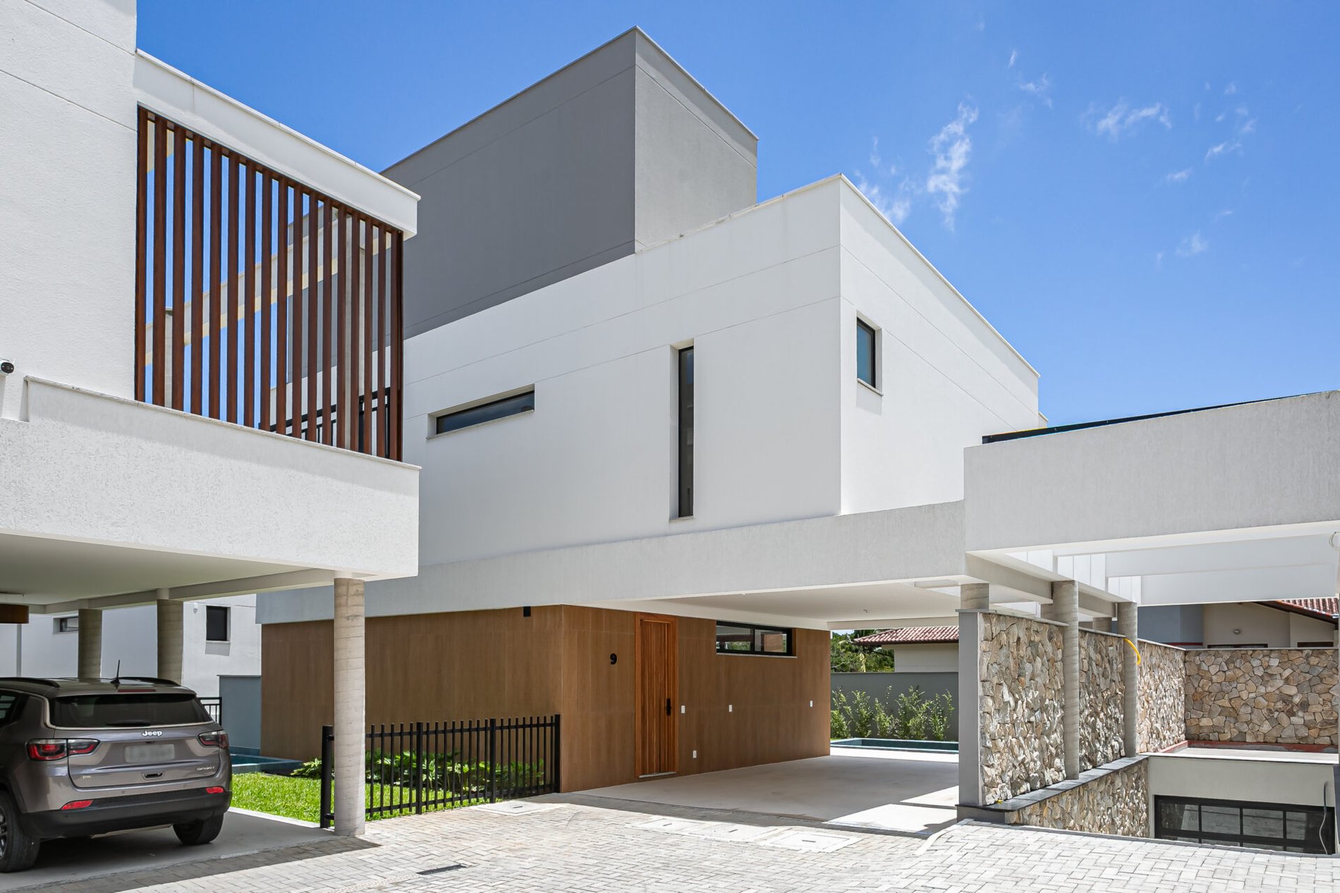 Casa em condomínio fechado no Cacupé