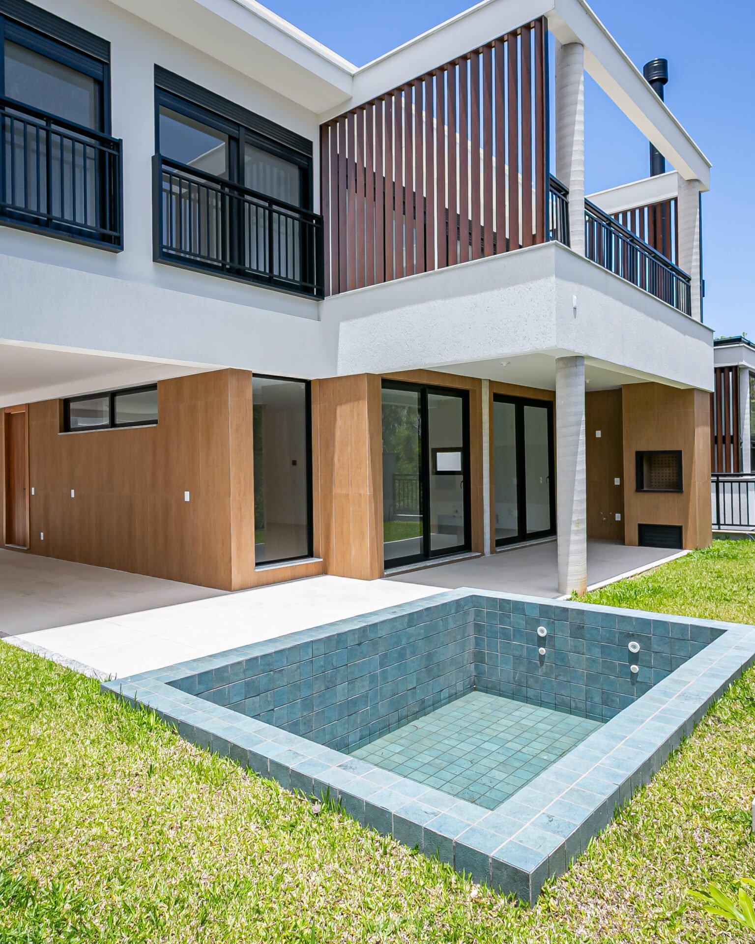 Casa em condomínio fechado no Cacupé