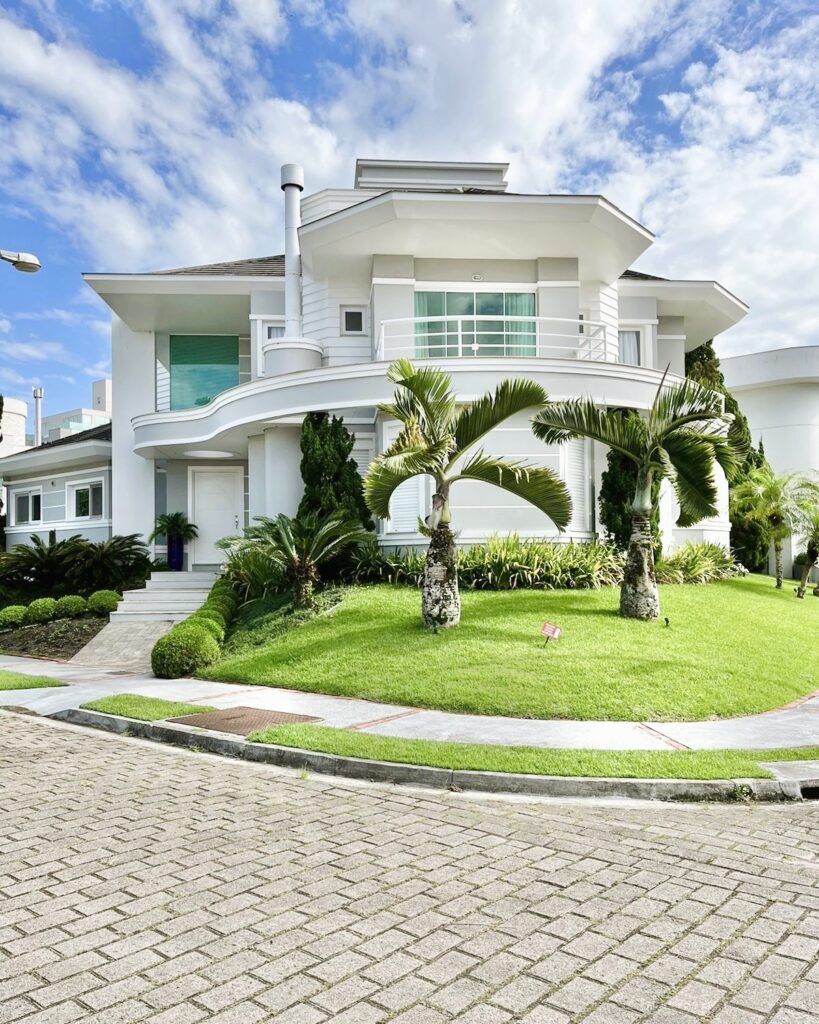 Casa 4 suítes no Bosque Amoraeville em Jurerê Internacional