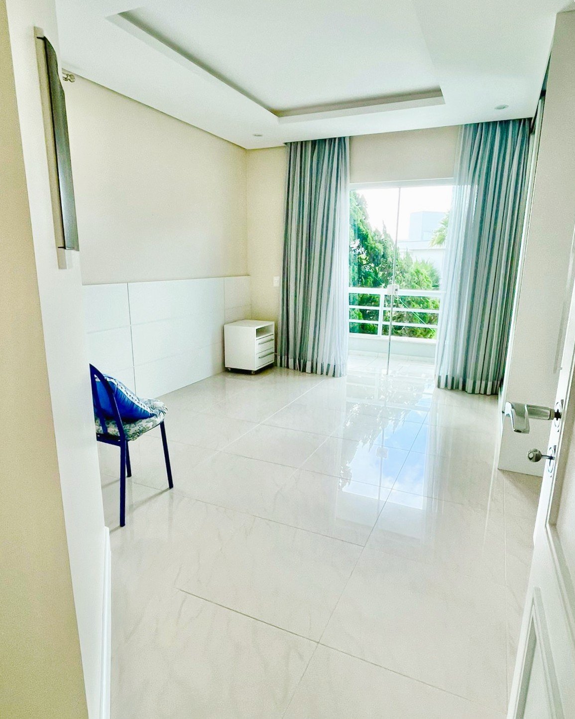 Casa 4 suítes no Bosque Amoraeville em Jurerê Internacional