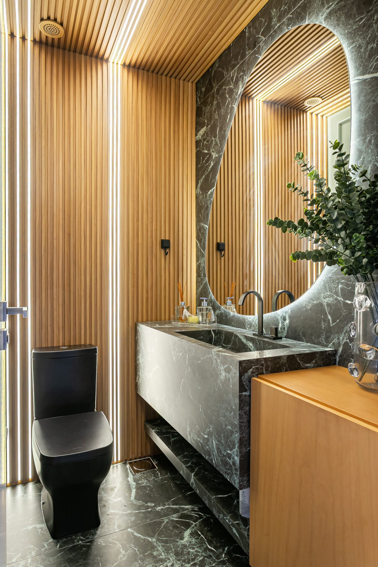 Apartamento duplex no Bellini em Jurerê Internacional