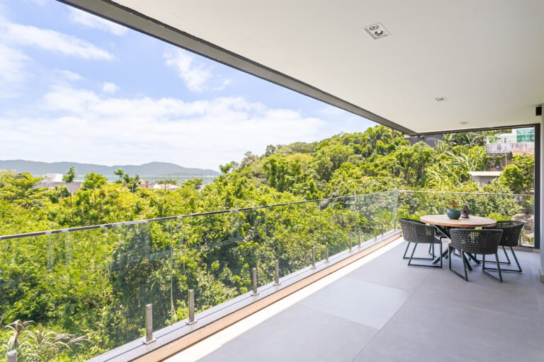 Casa com vista mar em Jurerê