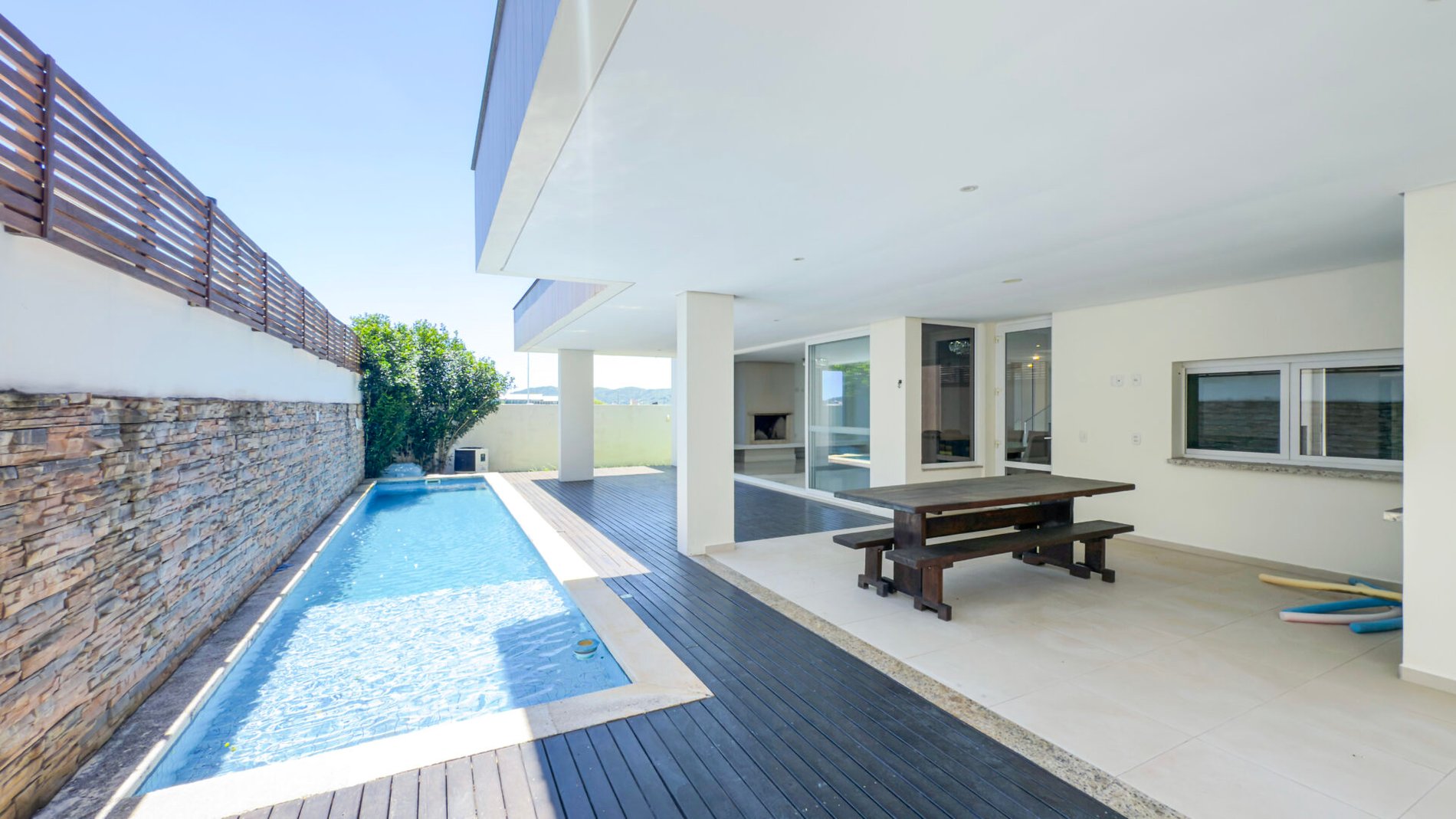 Casa no Condomínio Marina Philippi na Lagoa da Conceição