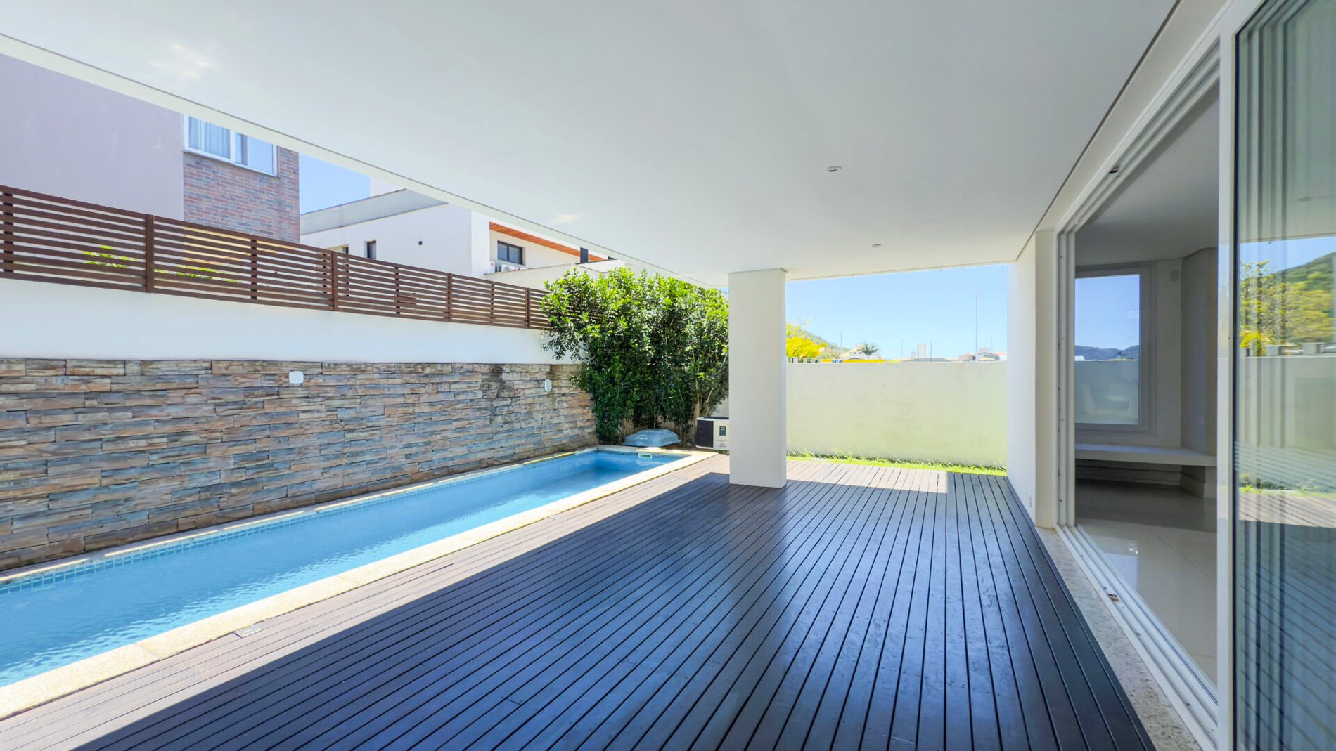 Casa no Condomínio Marina Philippi na Lagoa da Conceição