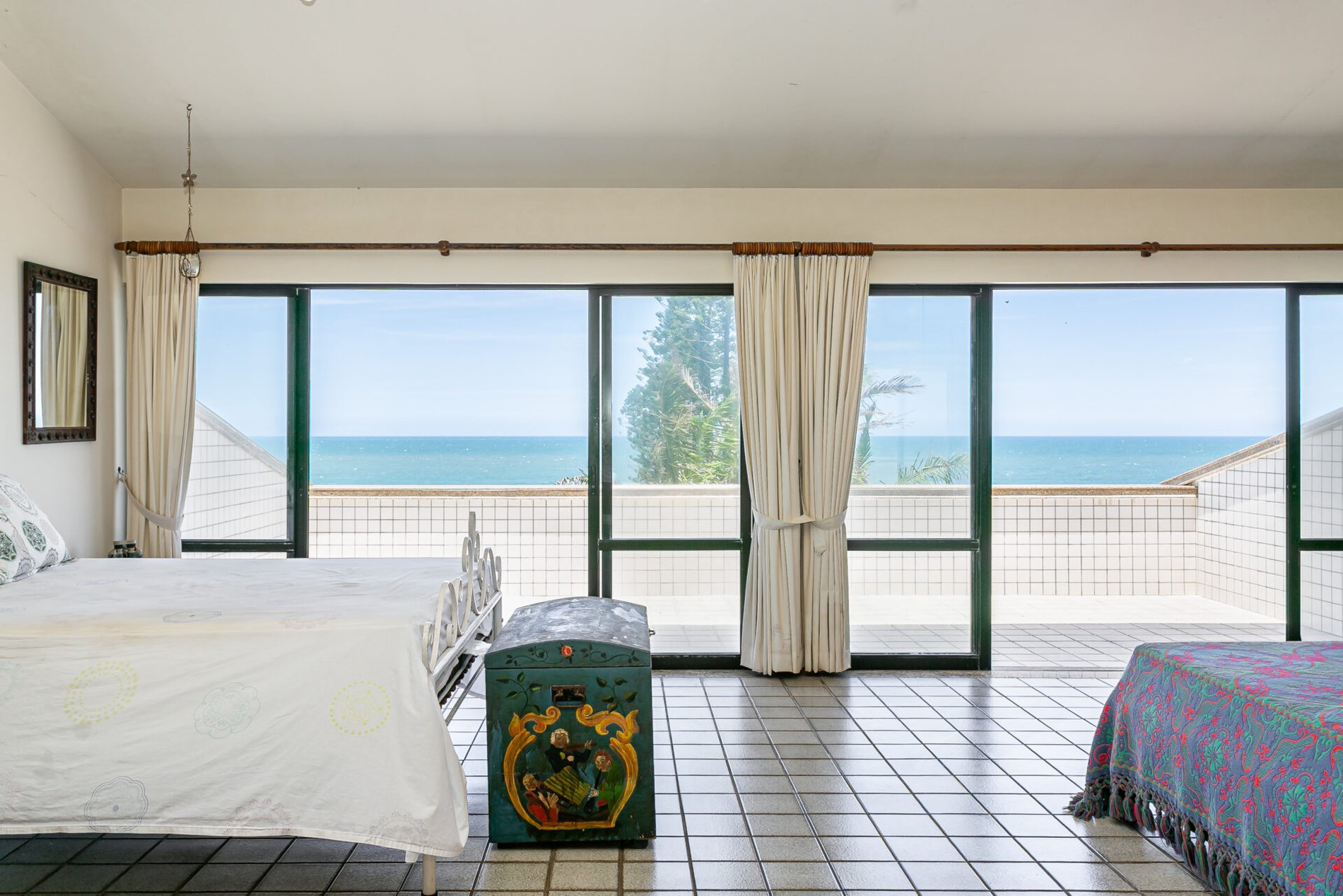 Casa em Condomínio Fechado no Morro das Pedras