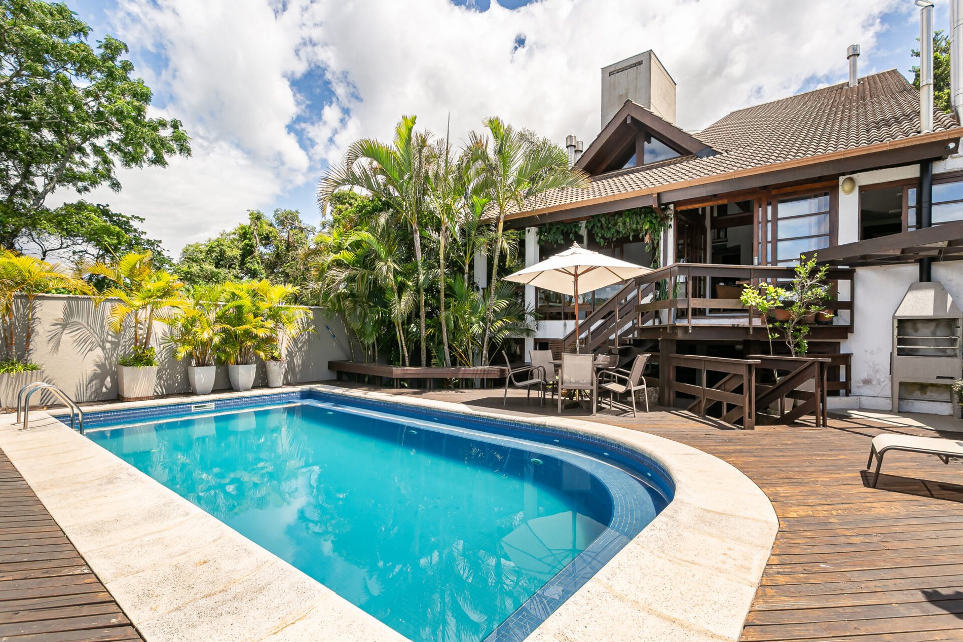 CASA NO BAIRRO JOÃO PAULO