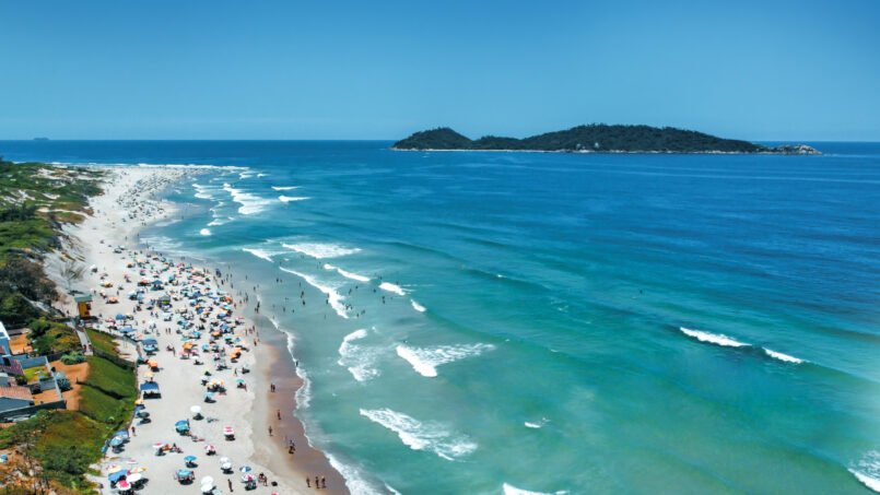 Destinos mais reservados em 2026: Florianópolis em 8⁠º lugar