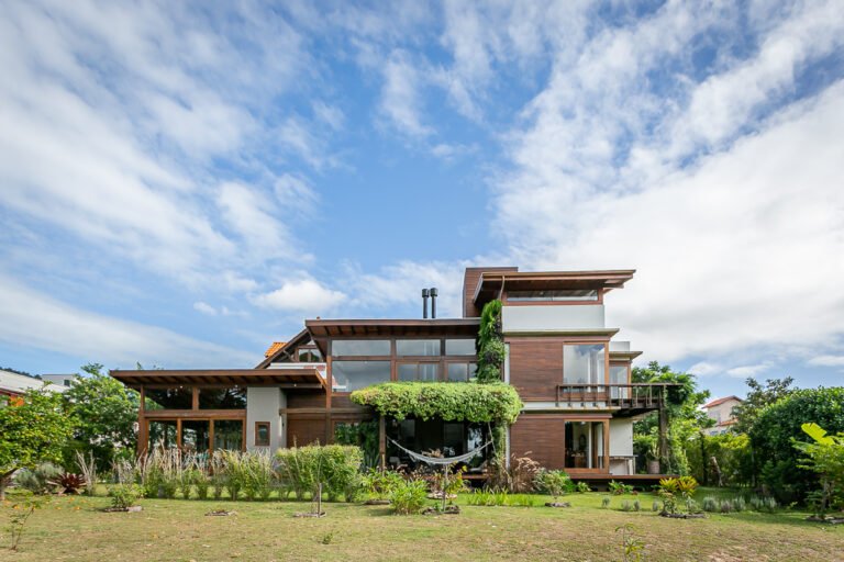 Casa no condomínio Aldeias do Campeche III no Rio Tavares