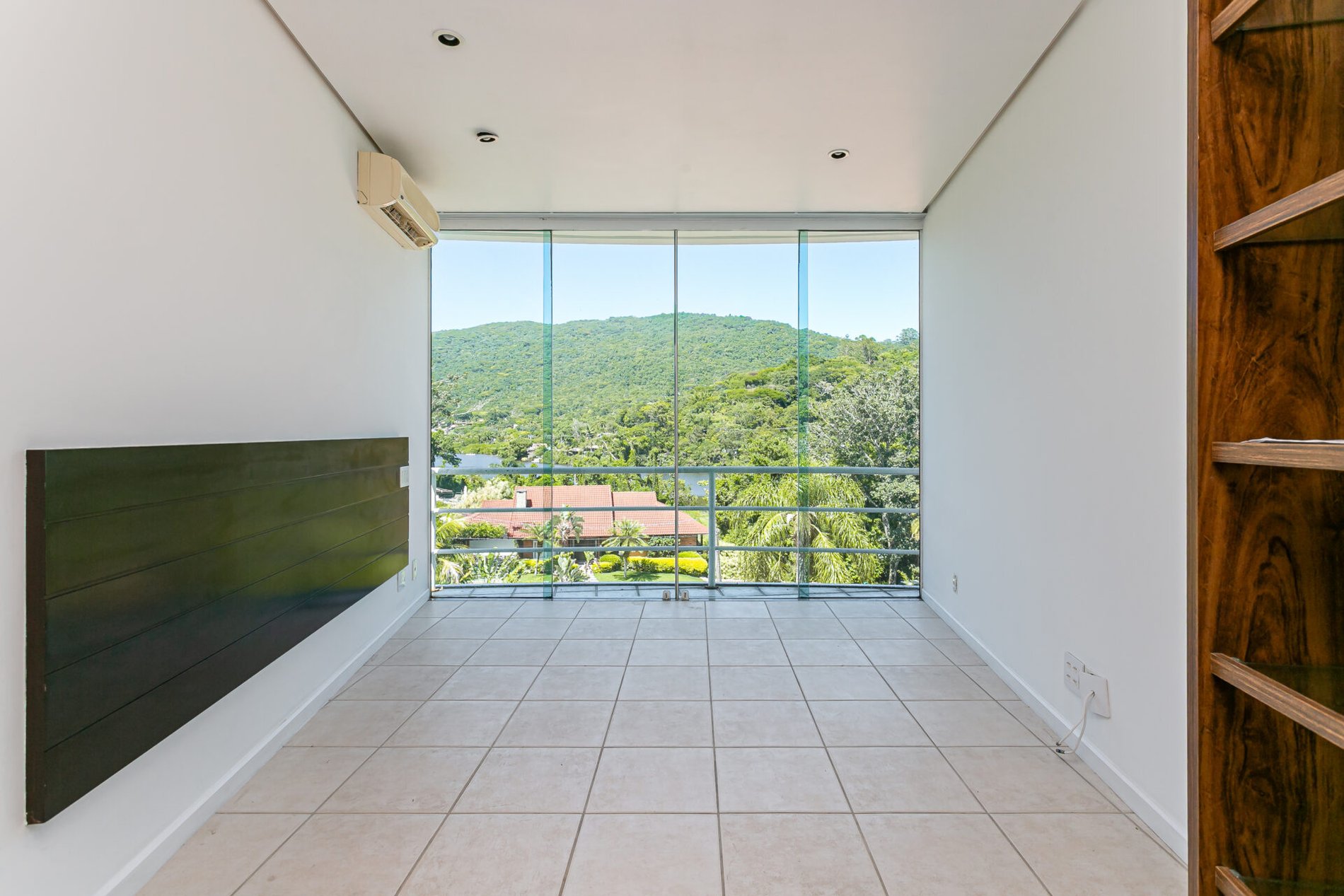 Casa no Condomínio Saulo Ramos na Lagoa da Conceição