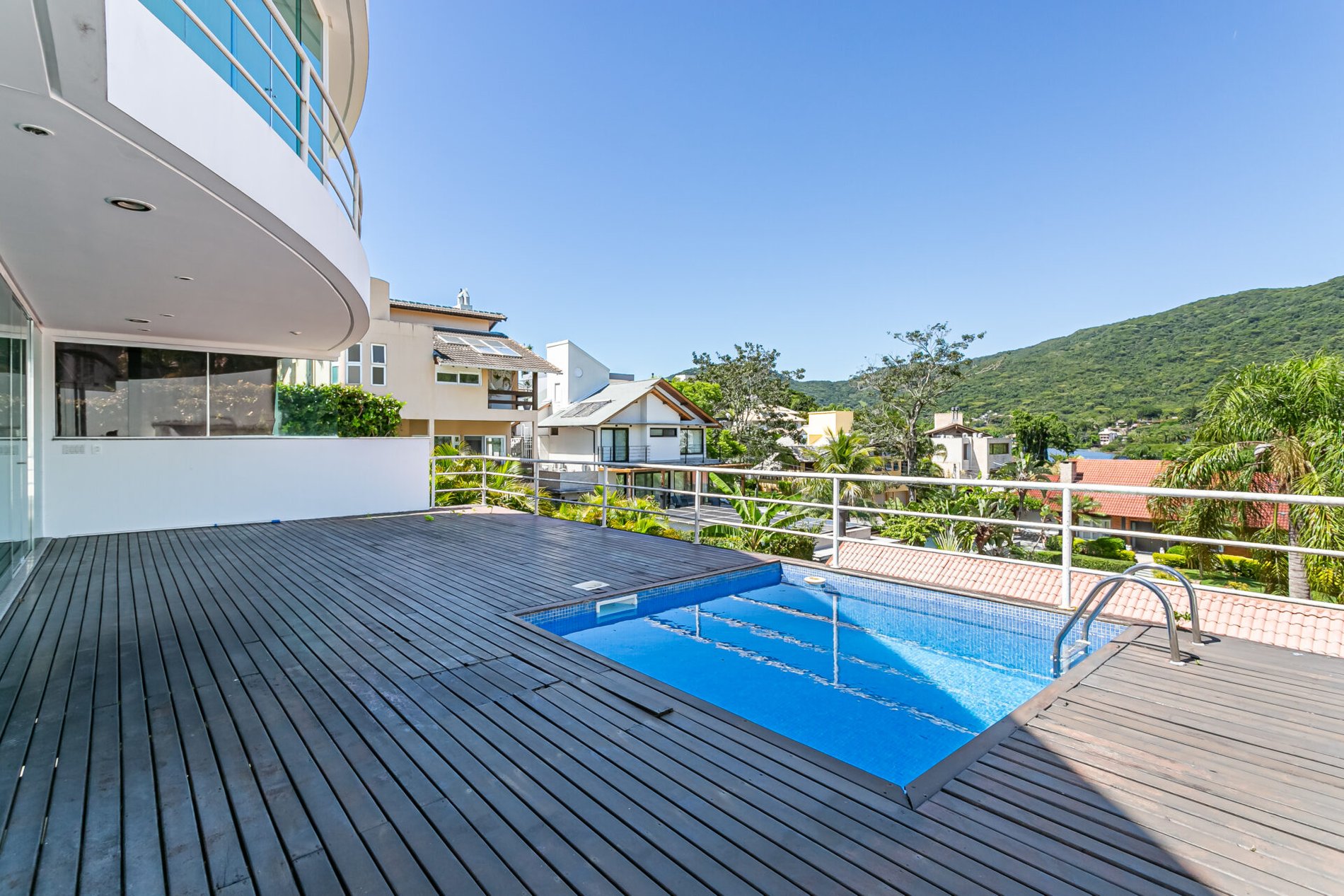 Casa no Condomínio Saulo Ramos na Lagoa da Conceição