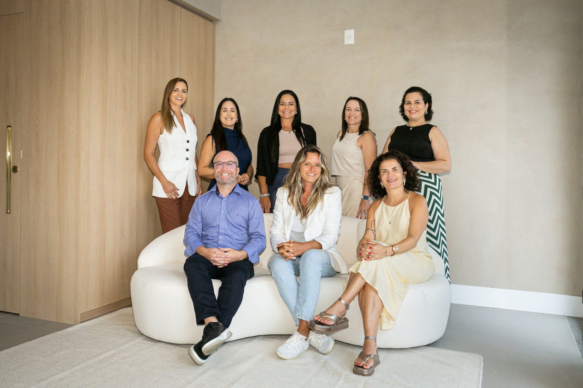 Equipe Luxury Home Floripa, especialista em coberturas em Florianópolis