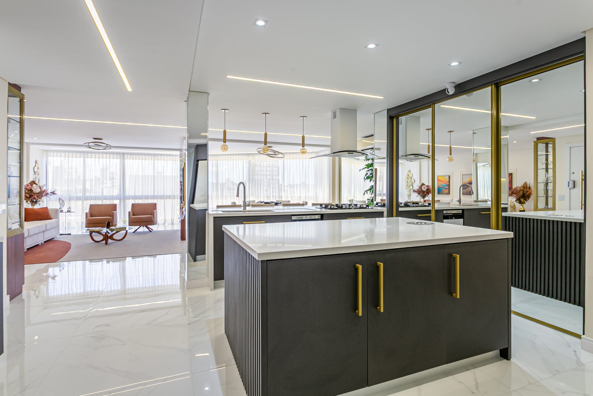 Apartamento de 3 dormitórios no Centro de Florianópolis