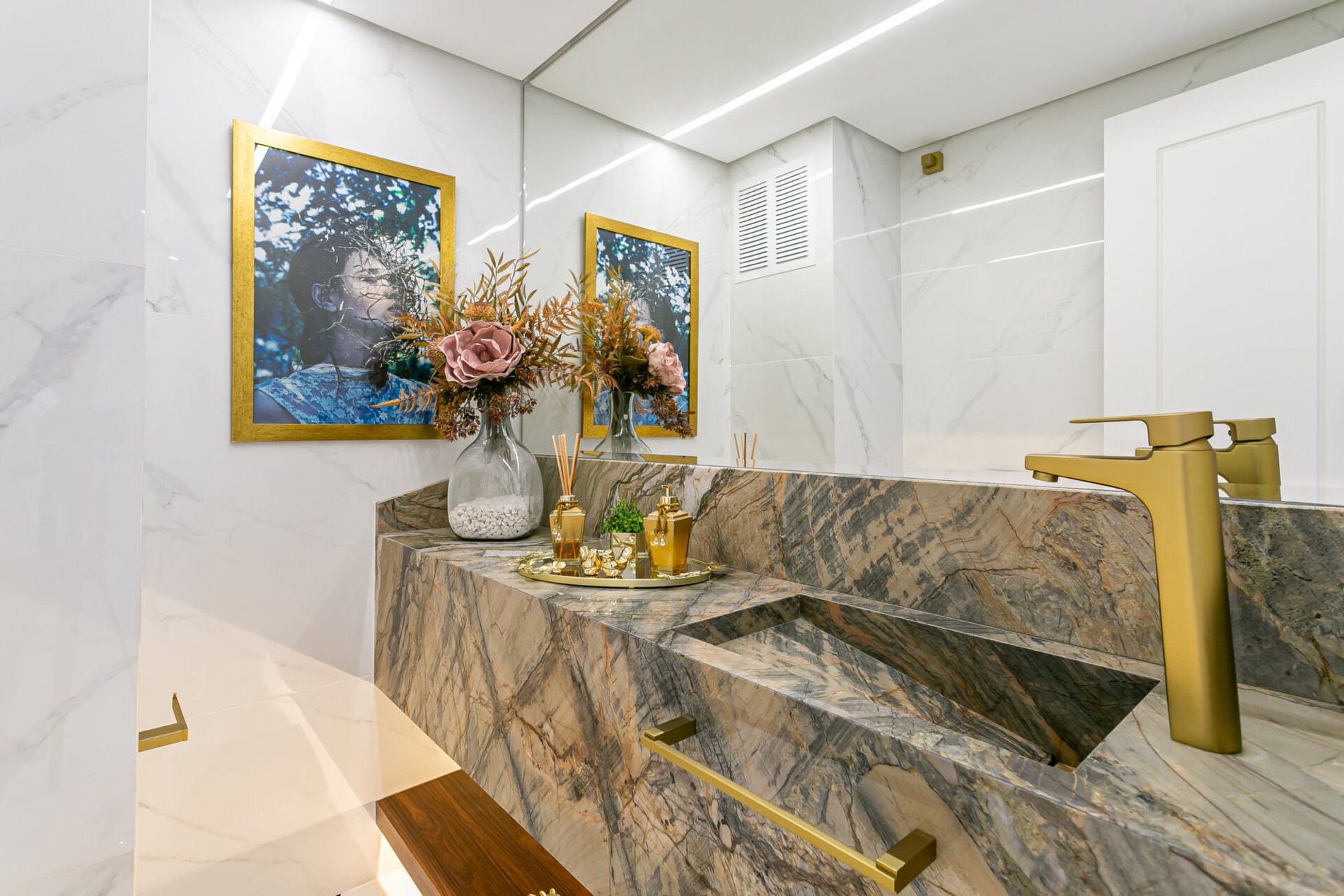 Apartamento de 3 dormitórios no Centro de Florianópolis