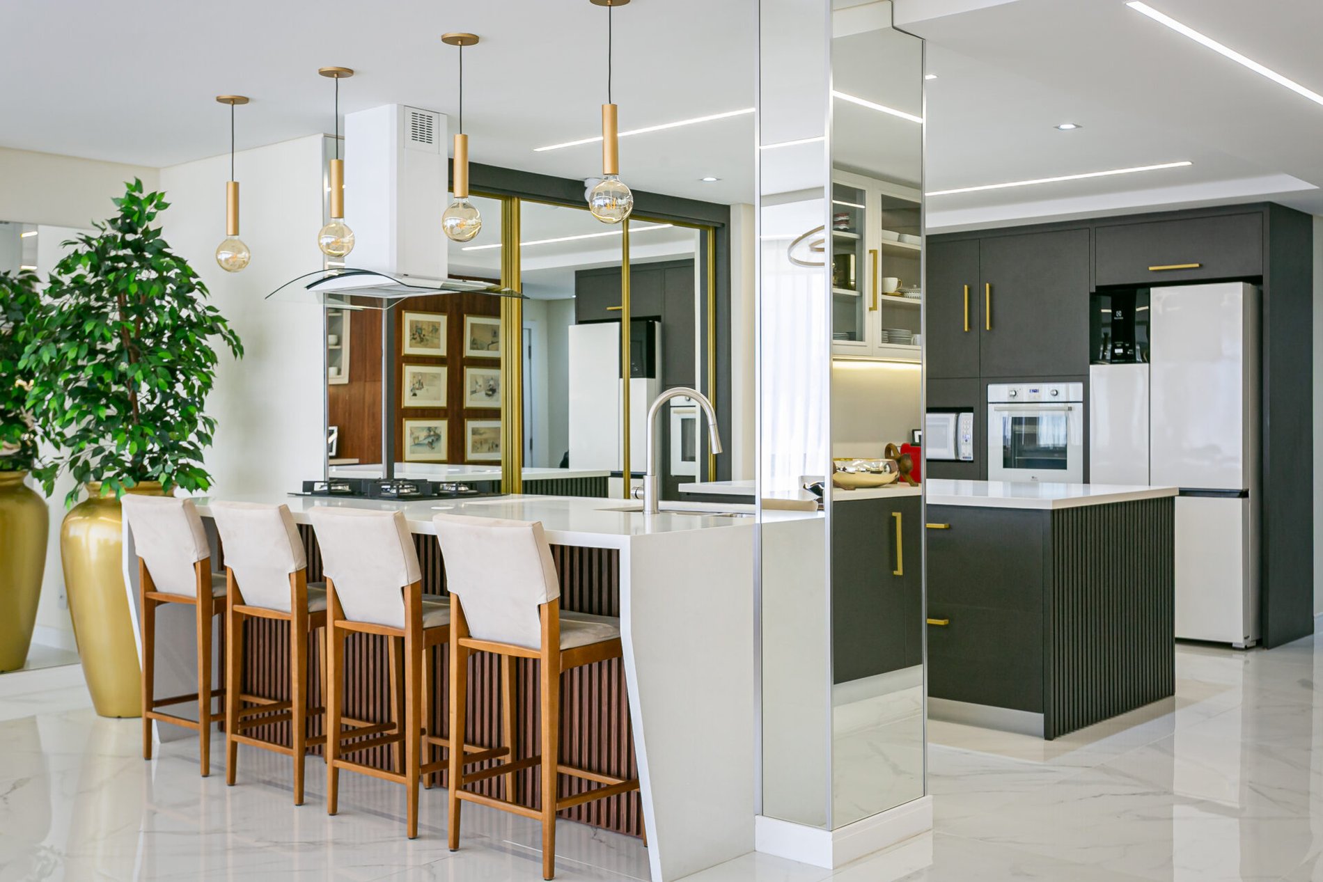 Apartamento de 3 dormitórios no Centro de Florianópolis