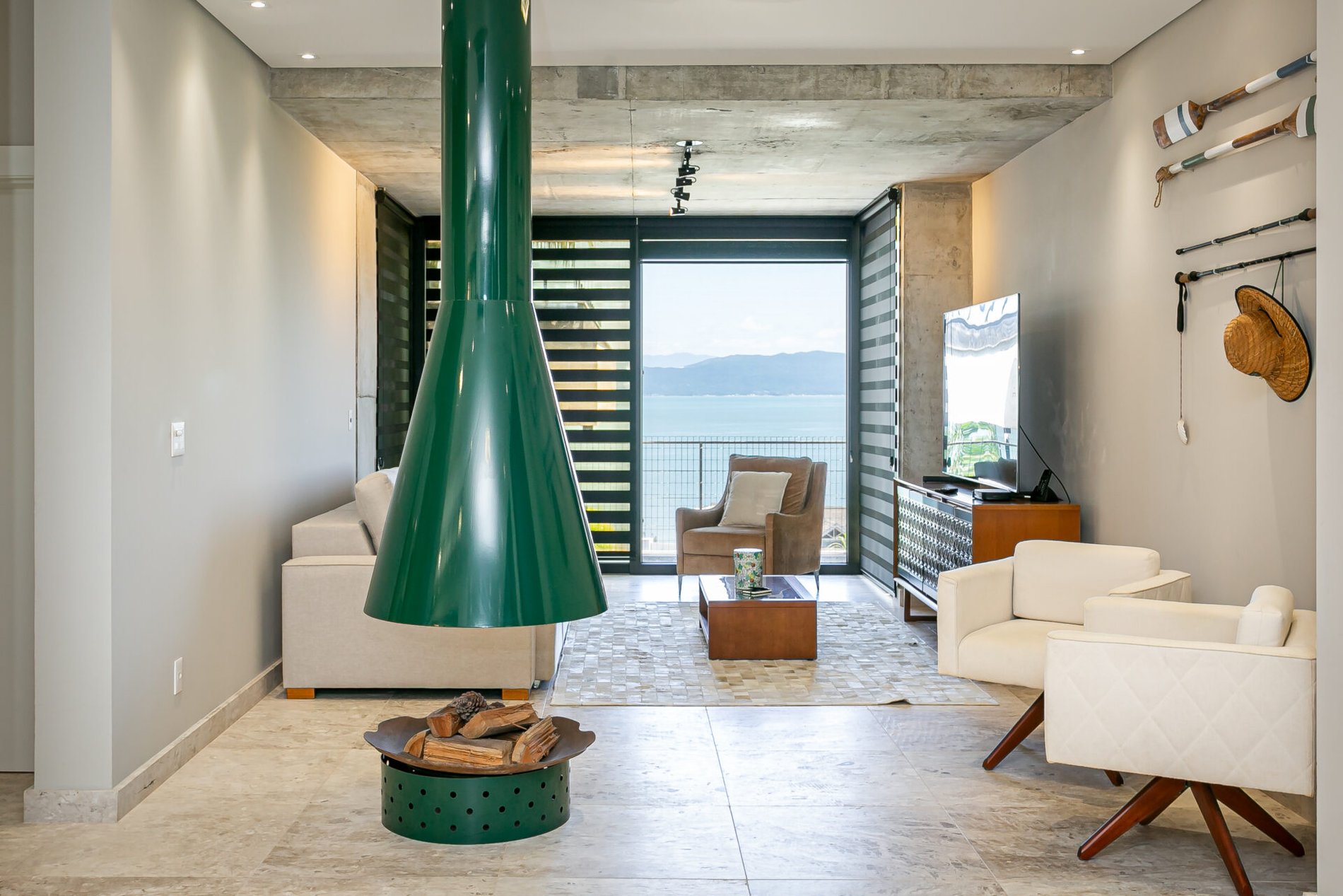 CASA NO CONDOMÍNIO MADRE BERTHA NO CACUPÉ