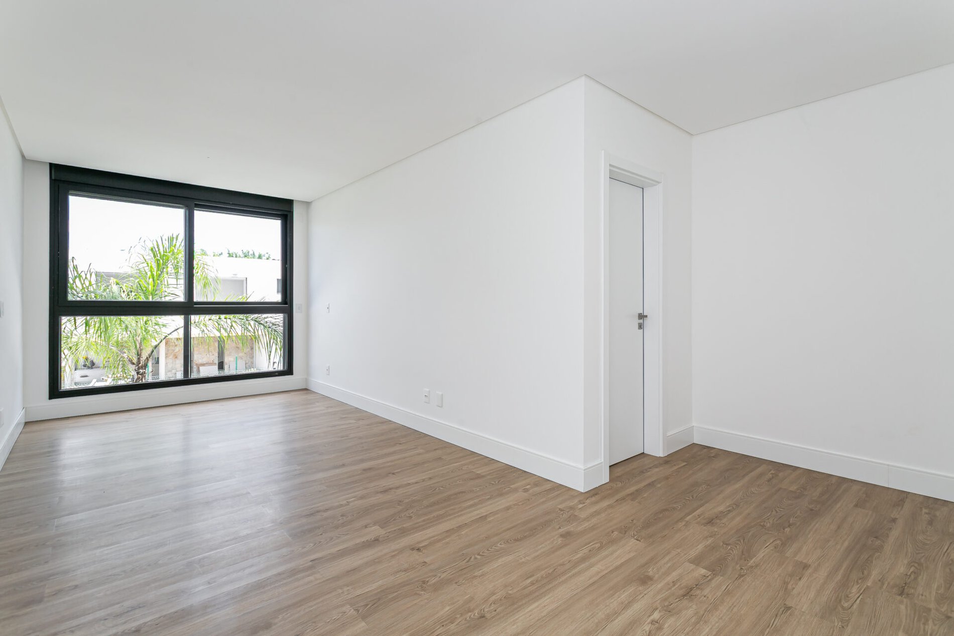 CASA NO CONDOMÍNIO VILARES NO PORTO DA LAGOA