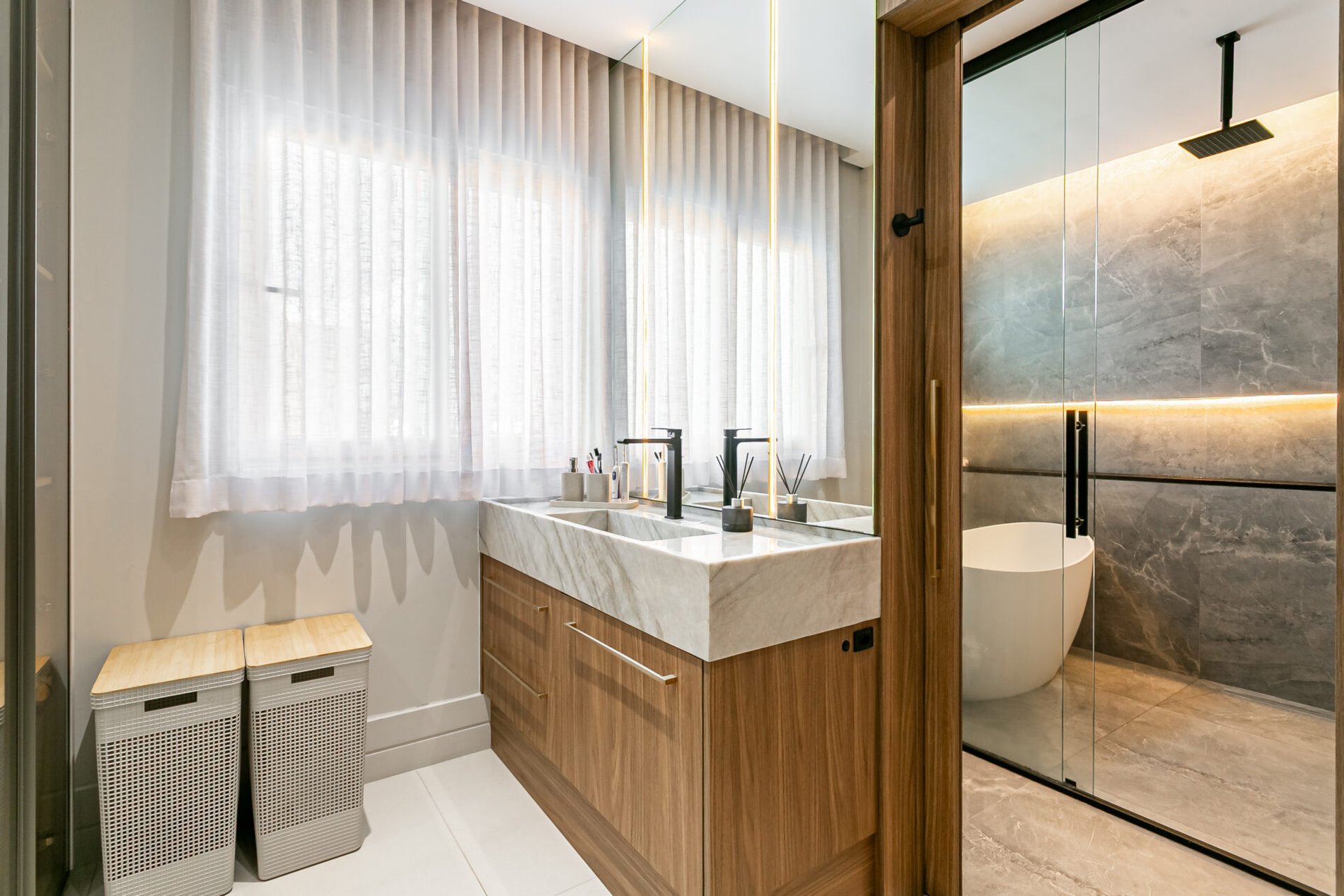 Cobertura vista mar na Agronômica