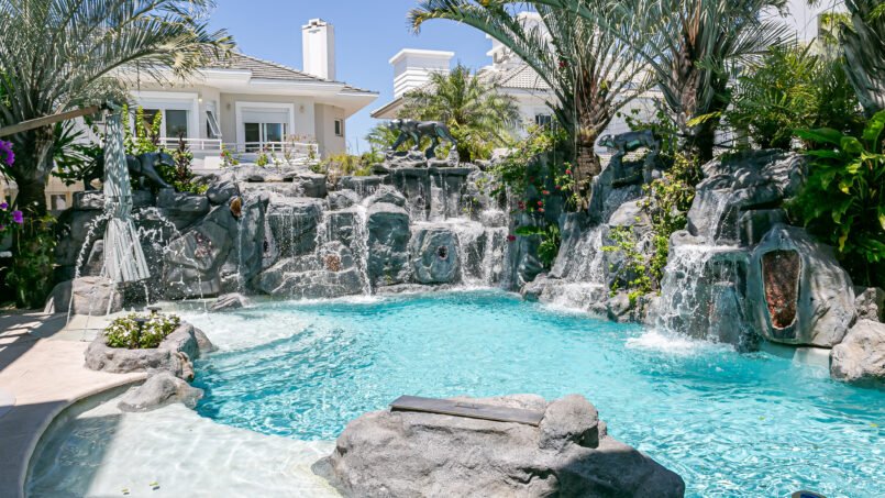 Casa com vista mar em Jurerê Internacional