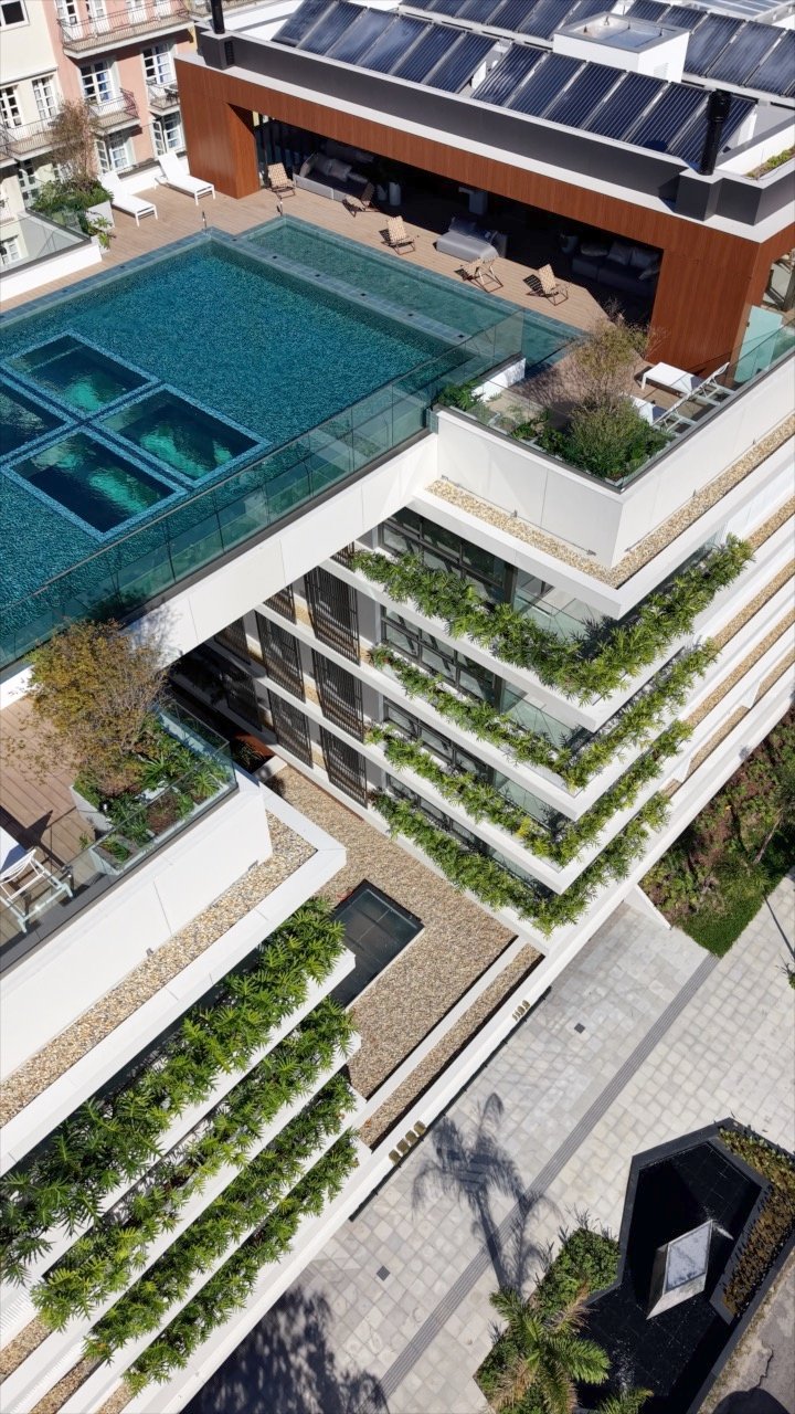 Apartamento no Puro Brasil em Jurerê IN