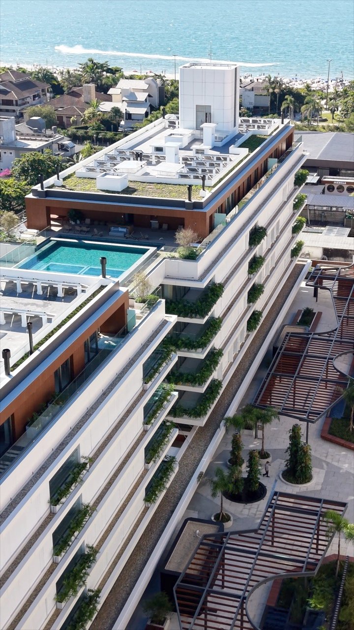 Apartamento no Puro Brasil em Jurerê IN