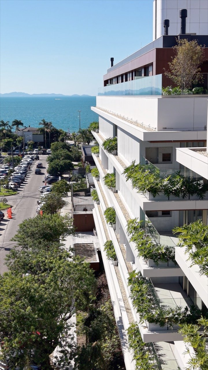 Apartamento no Puro Brasil em Jurerê IN