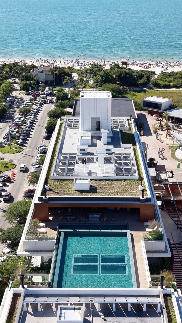 Apartamento no Puro Brasil em Jurerê IN