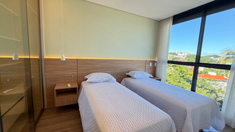 Apartamento vista mar em Canajurê