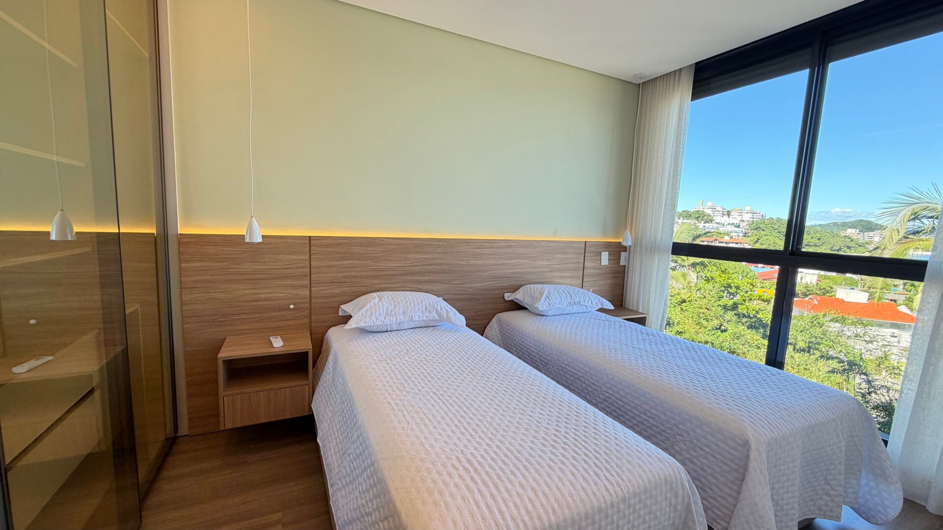 Apartamento vista mar em Canajurê