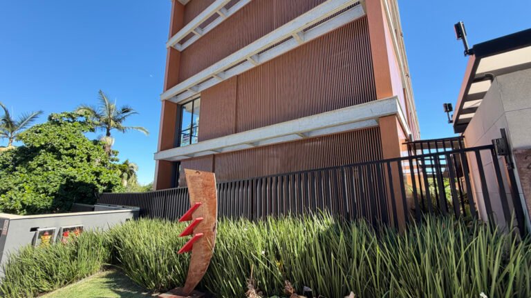 Apartamento vista mar em Canajurê