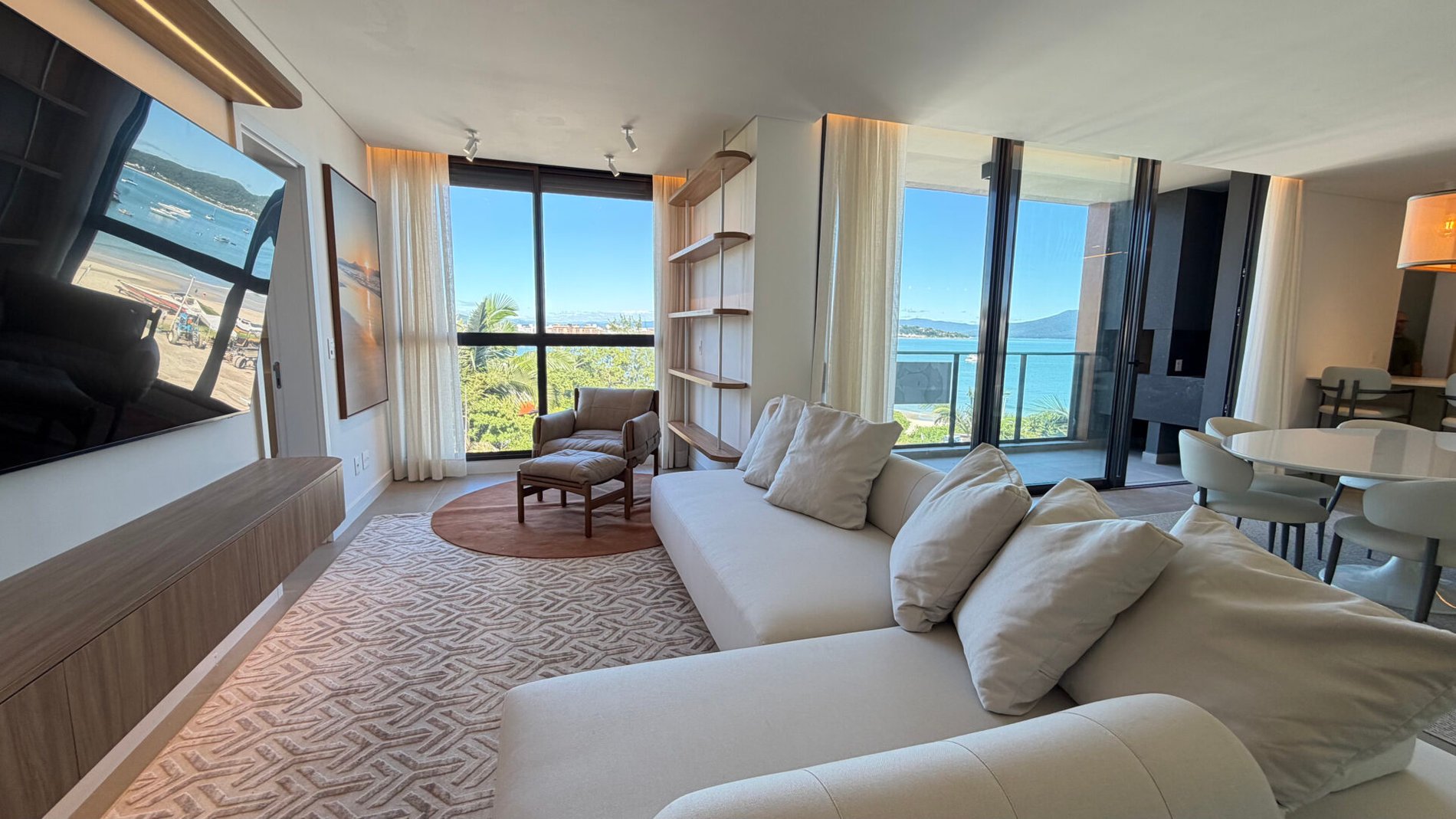 Apartamento vista mar em Canajurê