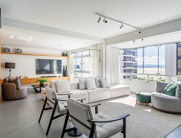 Apartamento de 3 dormitórios no Centro de Florianópolis